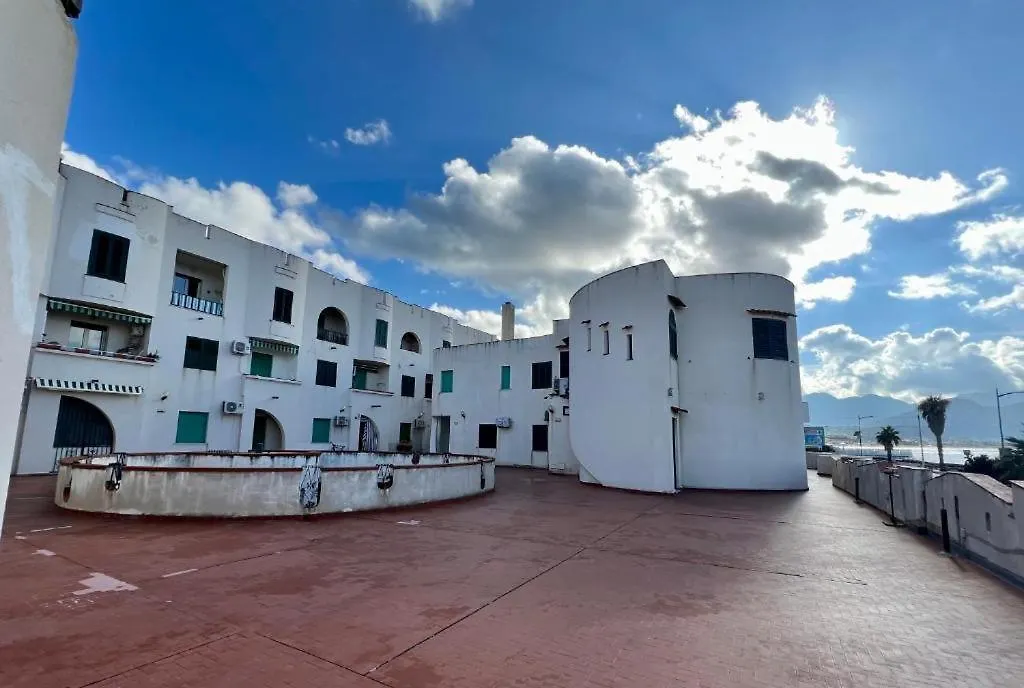 Una Finestra Sul Mare Isola delle Femmine Italien